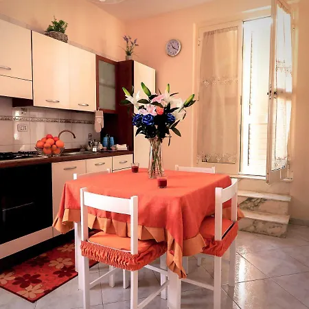 Apartment Casa Di Olga Accanto Al Mare